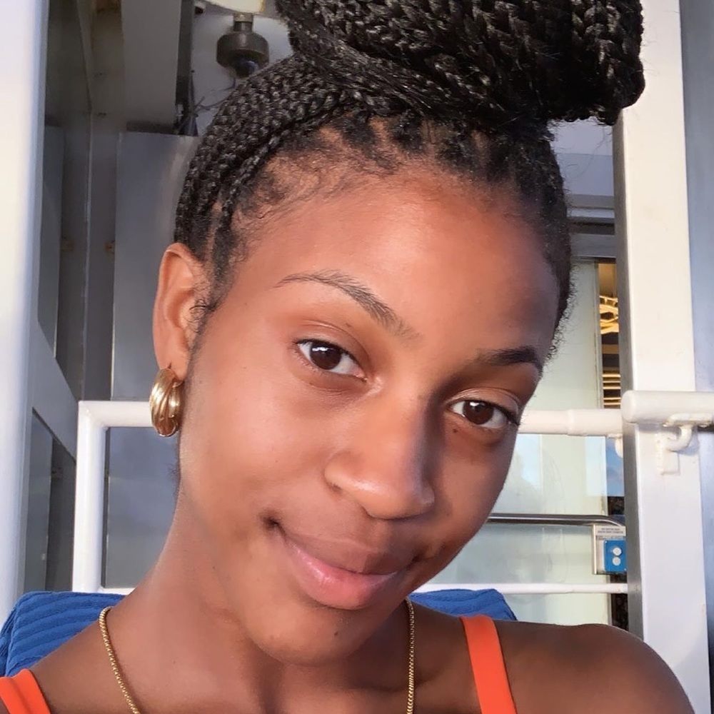 Meet your Posher, Becky